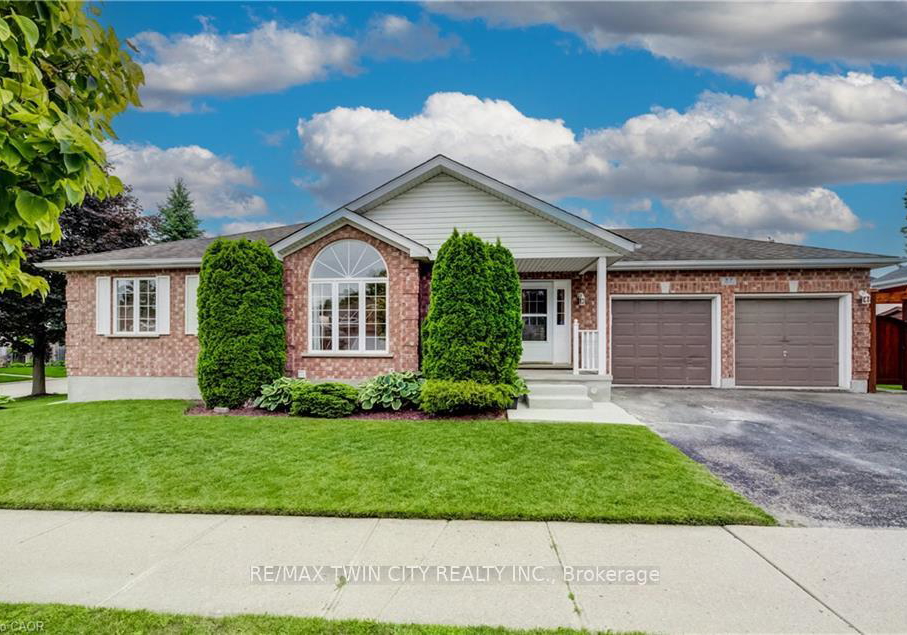 27-chandos-drive-kitchener-ontario-x13623106
