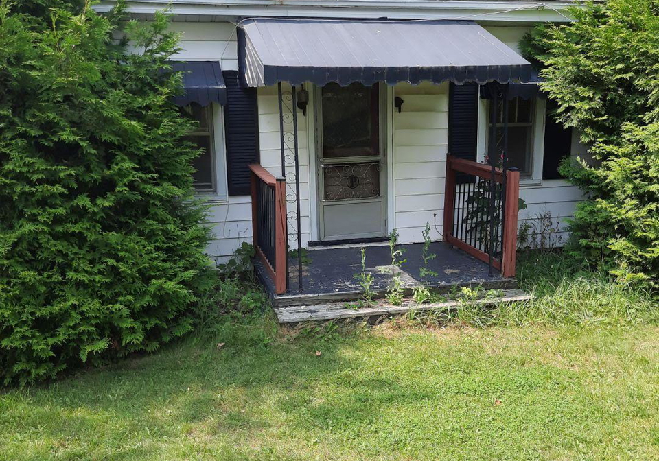 663-county-road-15-prince-edward-county-ontario-x13623174