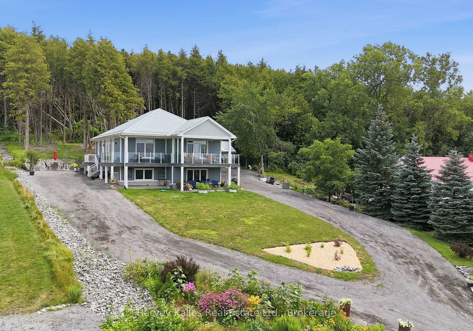 12399-loyalist-parkway-prince-edward-county-ontario-x13623200