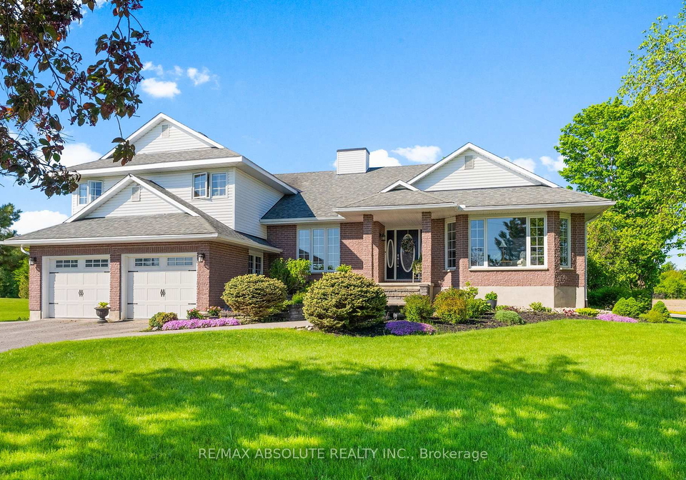 151-duncan-drive-mcnabbraeside-ontario-x13623240