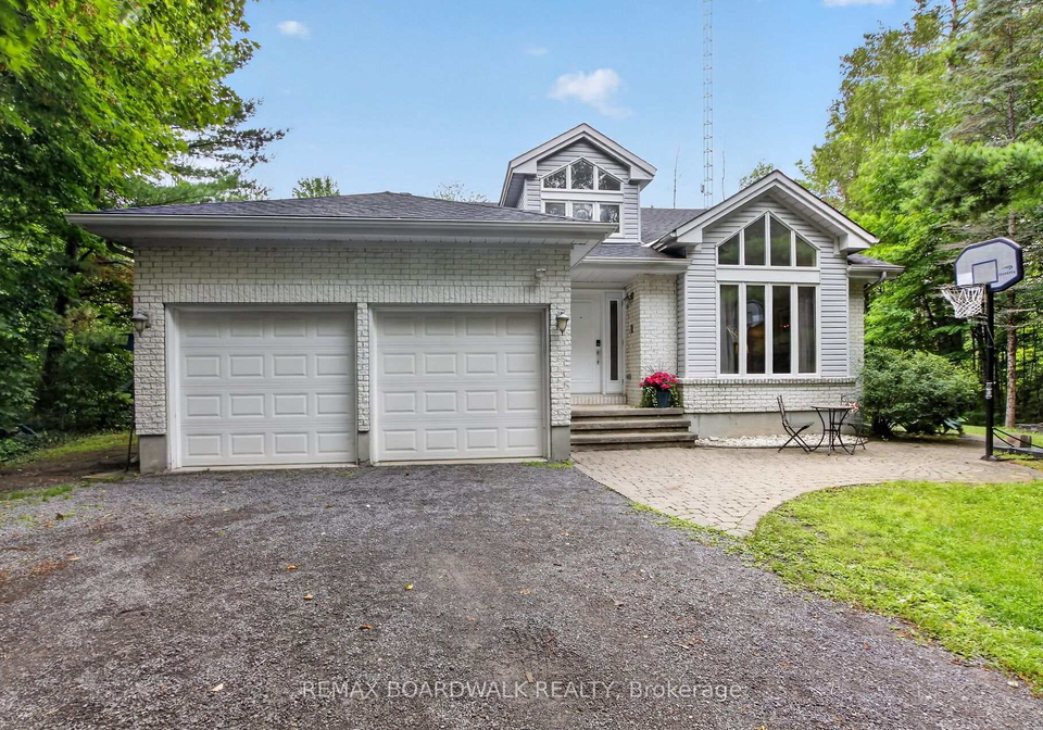 182-dewar-side-road-beckwith-ontario-x13623312