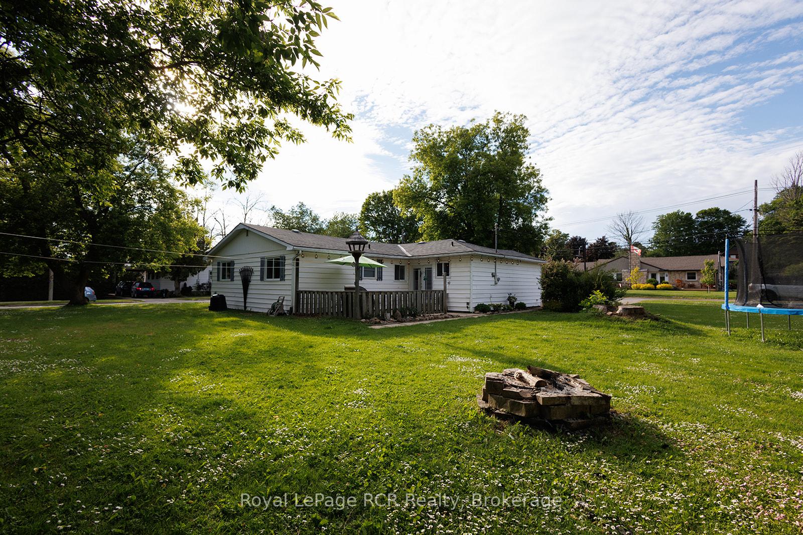 223-division-street-south-bruce-peninsula-ontario-x13623512