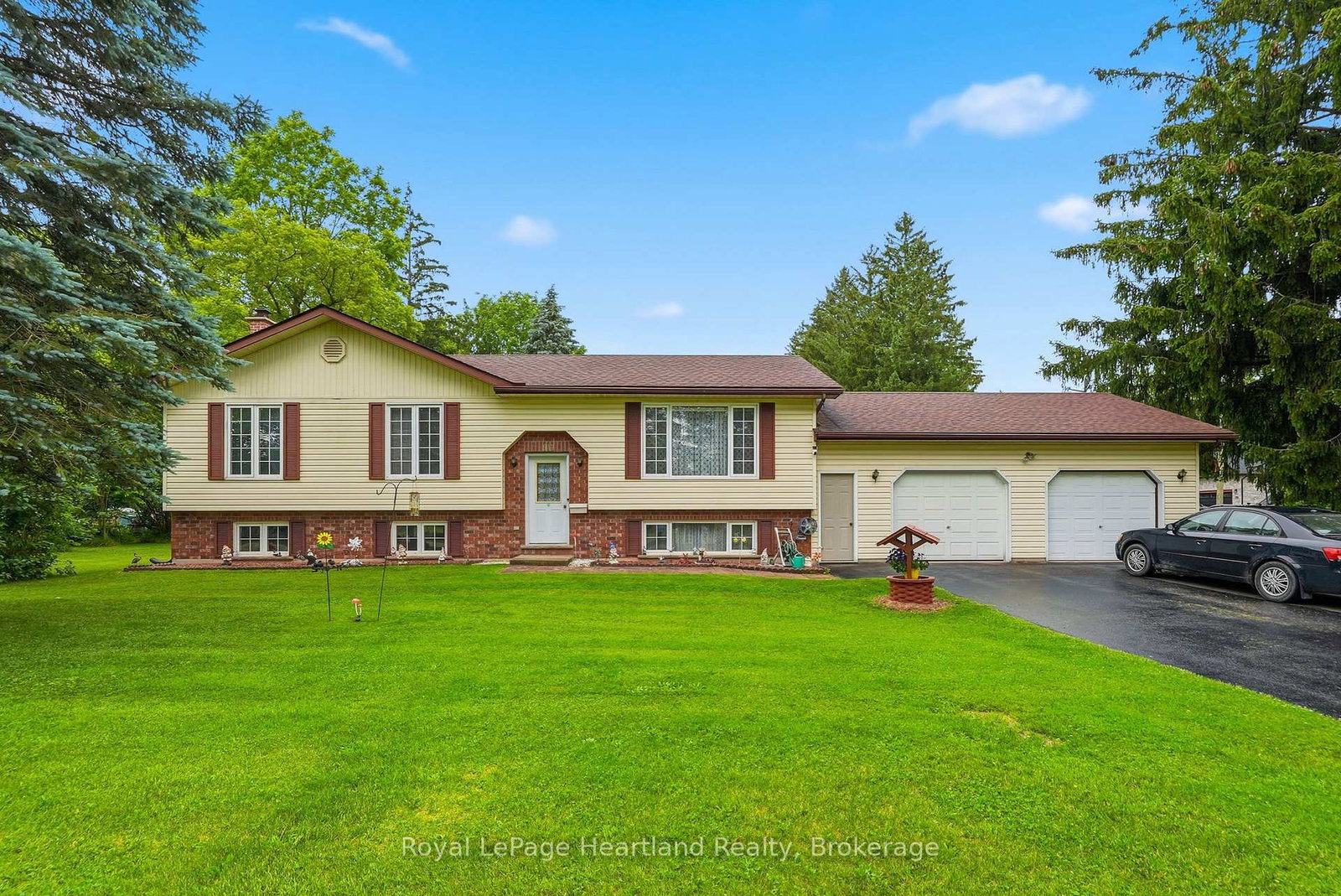 947-caroline-street-west-grey-ontario-x13623598