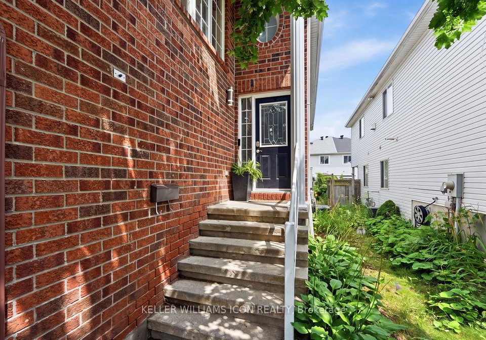 125-castle-glen-crescent-kanata-ontario-x13623816