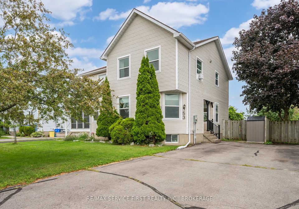 53-mckeown-crescent-loyalist-ontario-x13623958