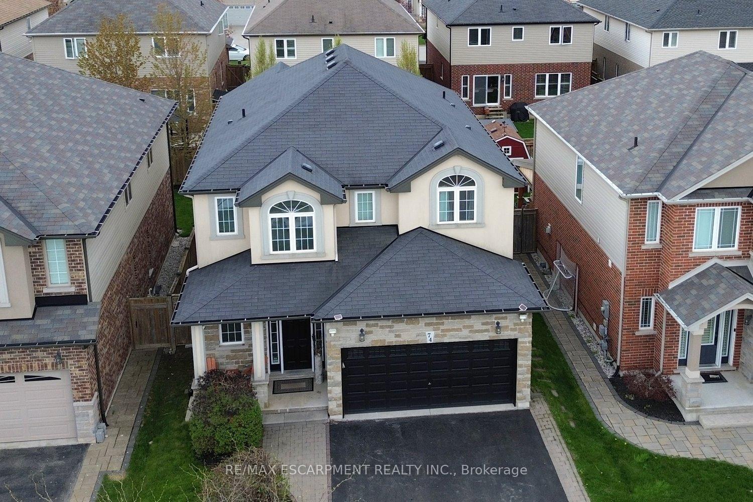 74-lampman-drive-grimsby-ontario-x13624006