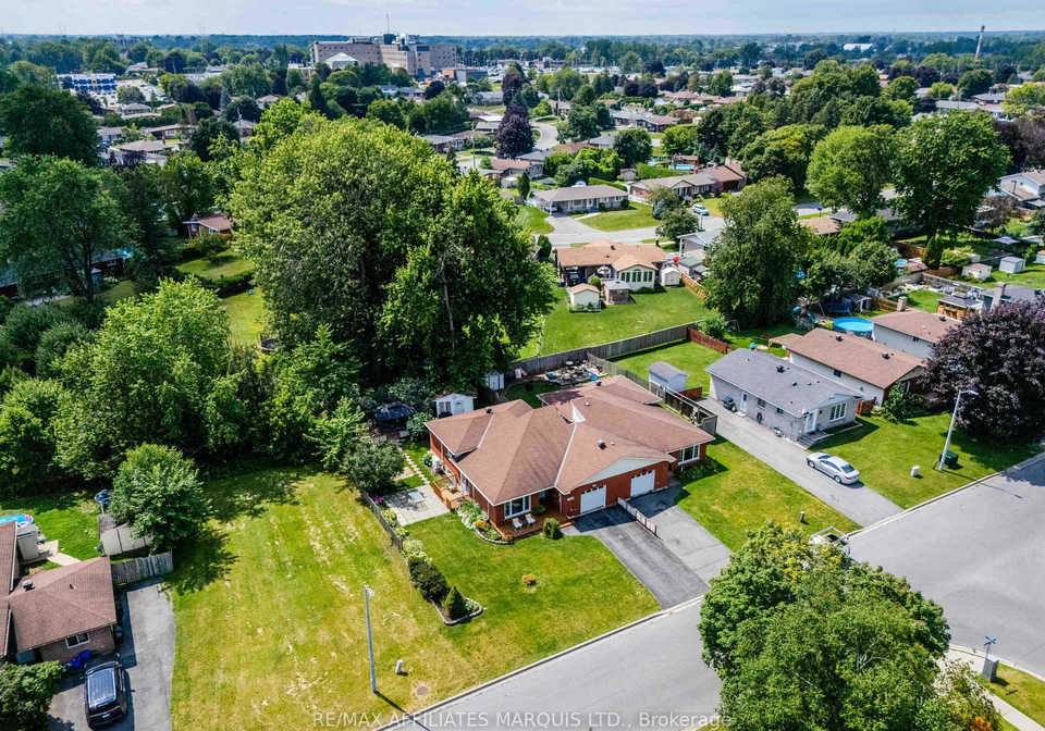 709-champlain-drive-cornwall-ontario-x13624024