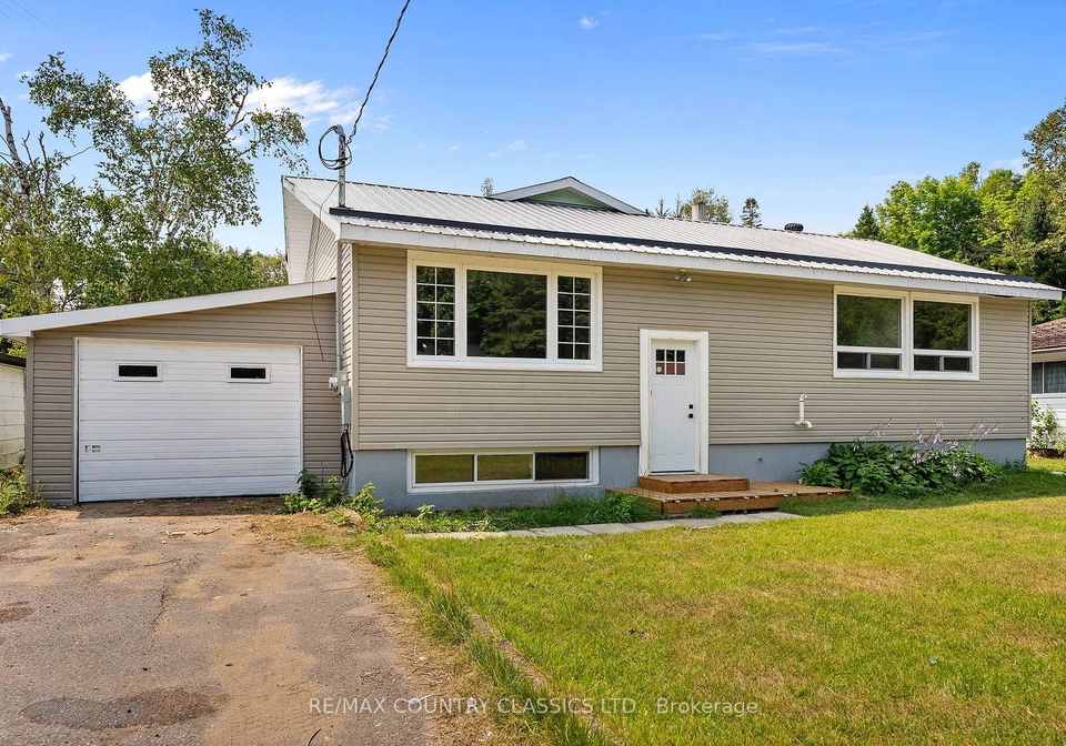 1043-estates-road-highlands-east-ontario-x13624152