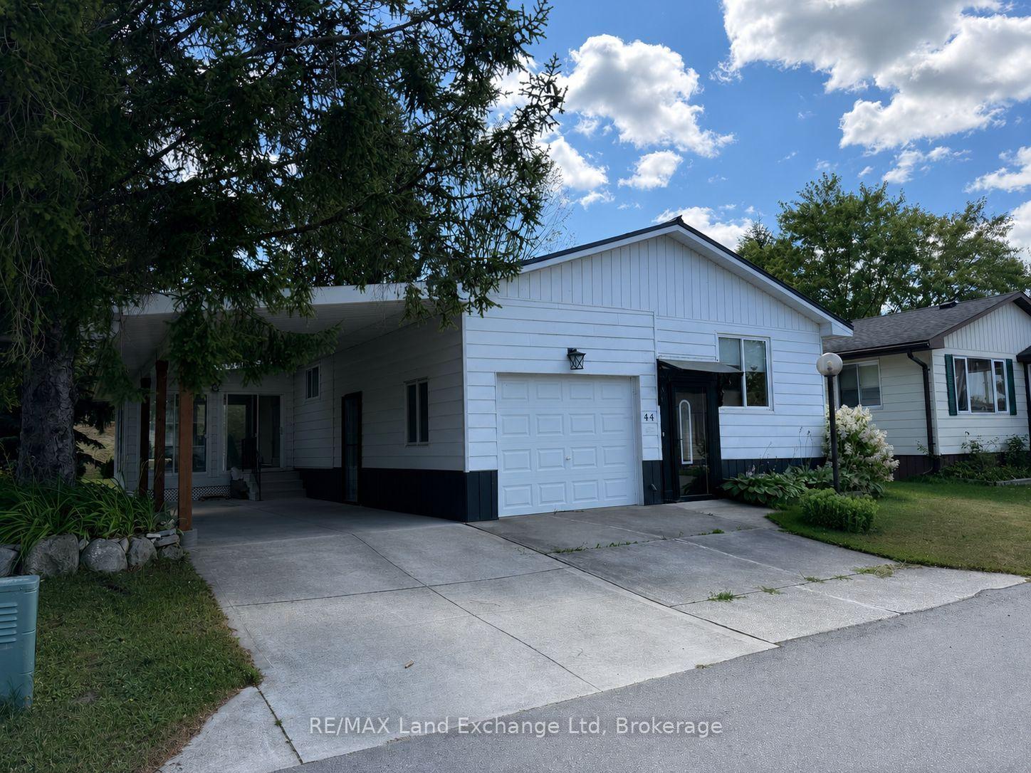44-briarwood-crescent-north-huron-ontario-x13624176