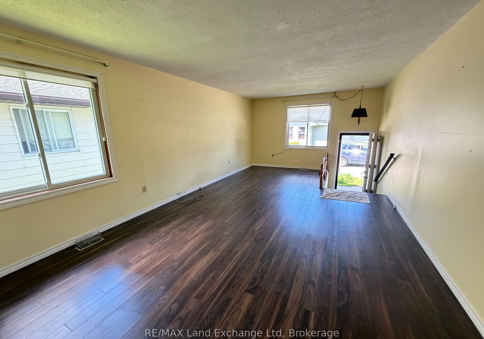 44-briarwood-crescent-north-huron-ontario-x13624176