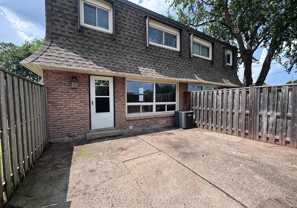 5-viking-court-grimsby-ontario-x13624214