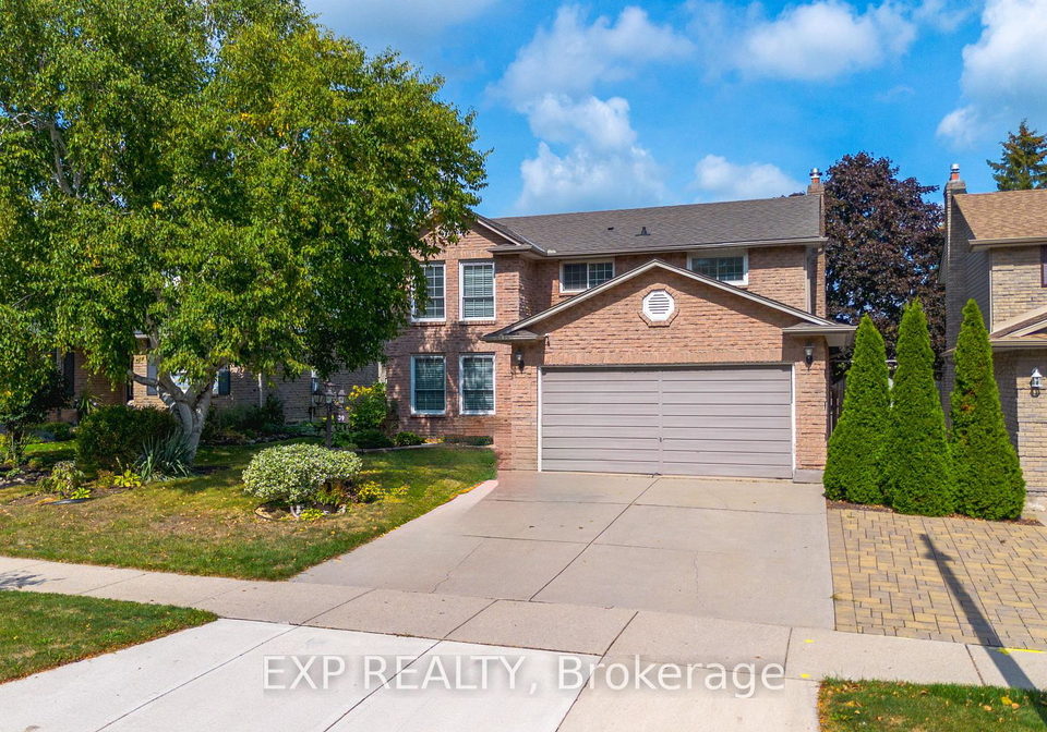 39-ainsworth-street-hamilton-ontario-x13624282
