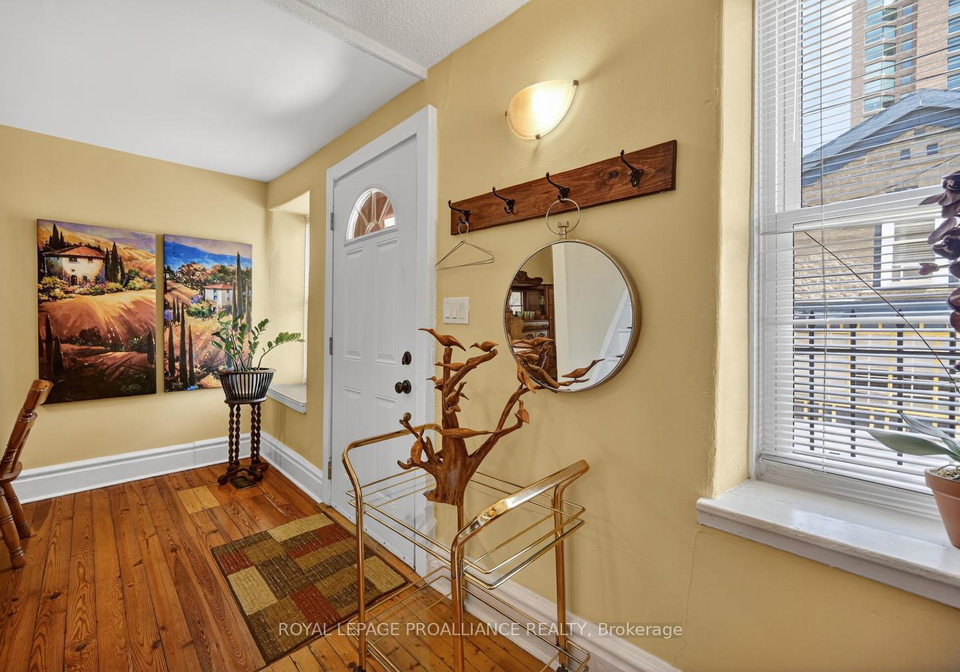 34-water-street-w-brockville-ontario-x13624380
