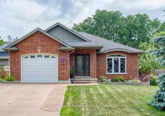 380-brunswick-street-e-minto-ontario-x13624402