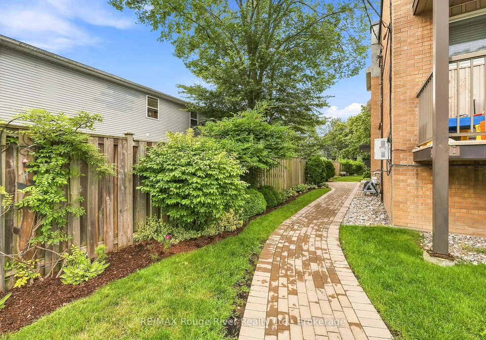 242-darcy-street-cobourg-ontario-x13624448