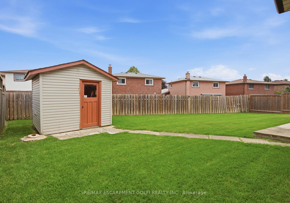 18-marcel-place-hamilton-ontario-x13624466