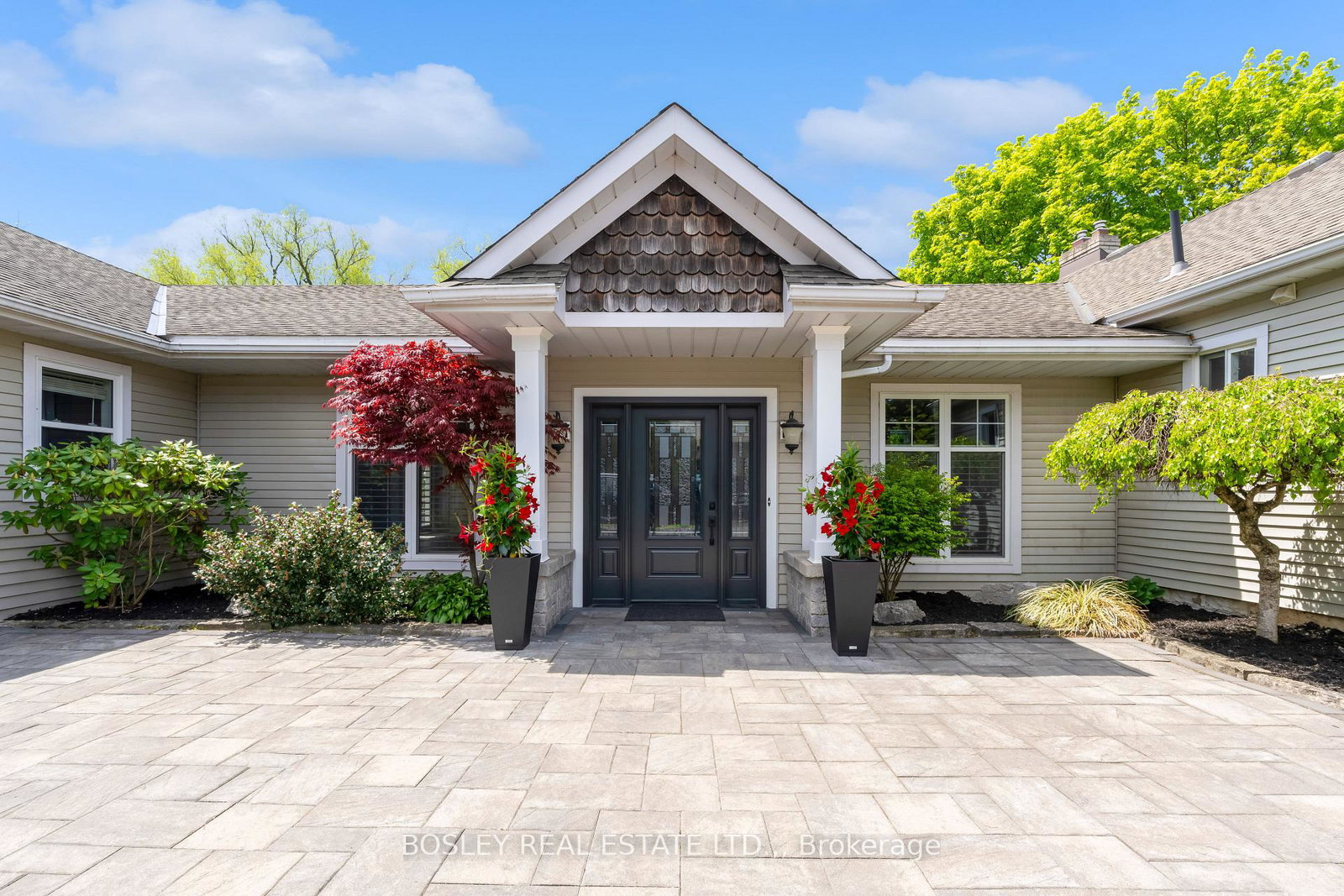 166-lakeshore-road-st-catharines-ontario-x13624524