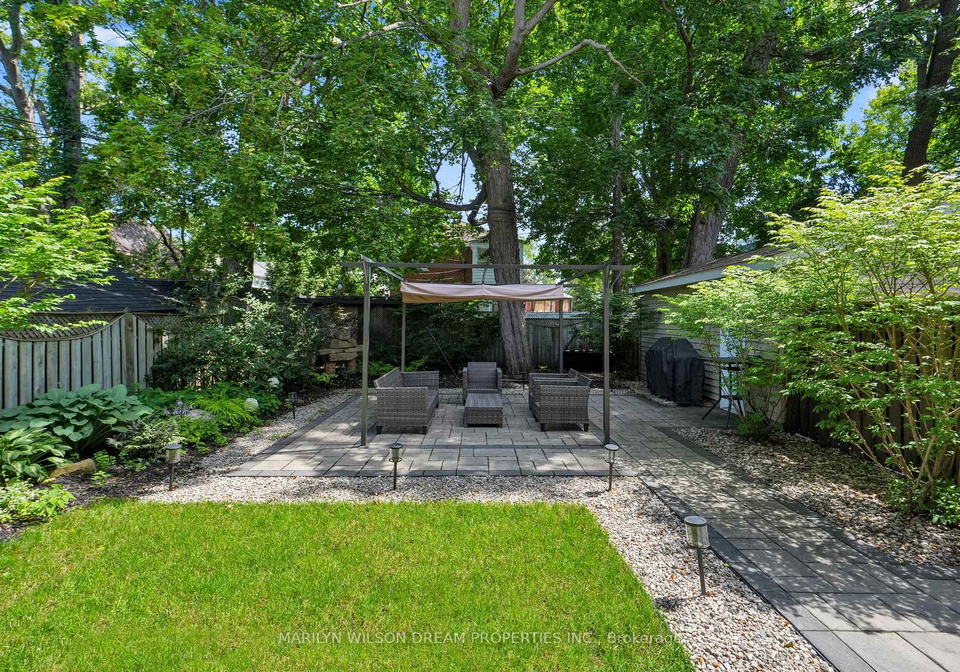 39-lambton-avenue-ottawa-ontario-x13624564
