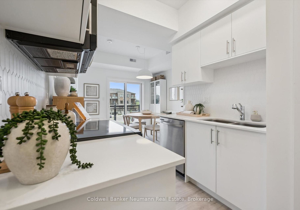 940-st-david-street-n-centre-wellington-ontario-x13624568