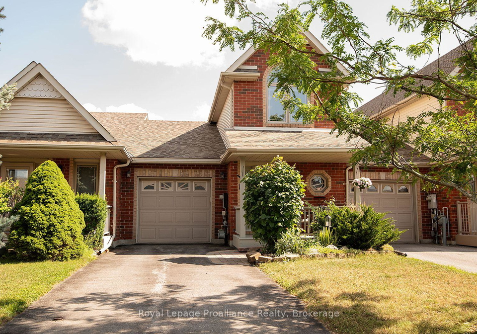 31-hawthorn-street-belleville-ontario-x13624648