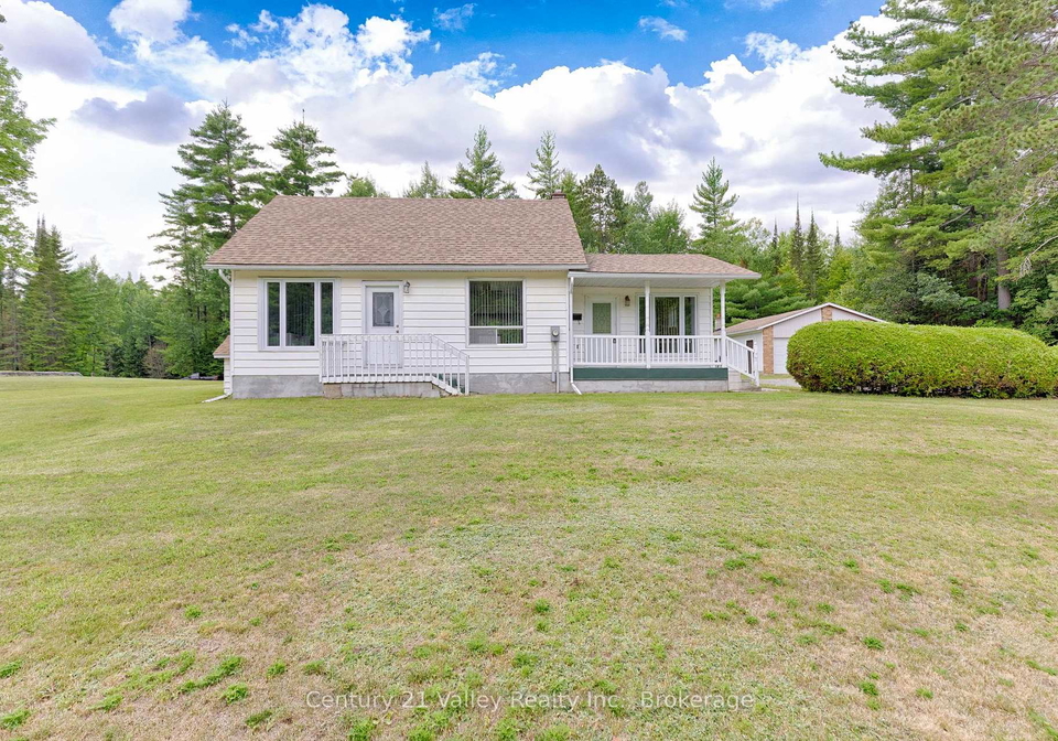 33949-41-highway-bonnechere-valley-ontario-x13624806