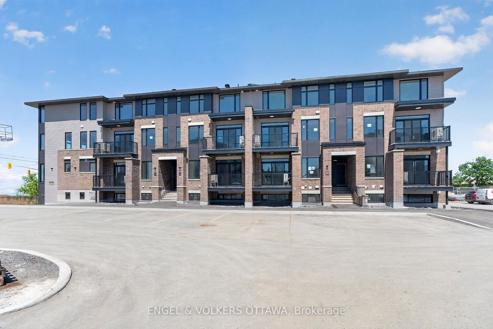120-stardust-private-ottawa-ontario-x13625098