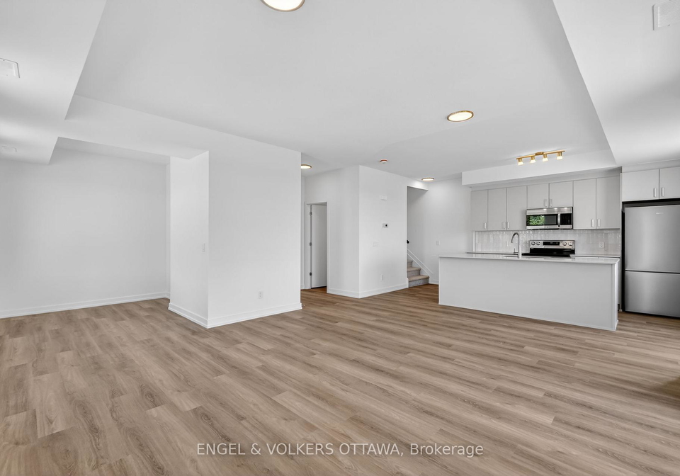 120-stardust-private-ottawa-ontario-x13625098