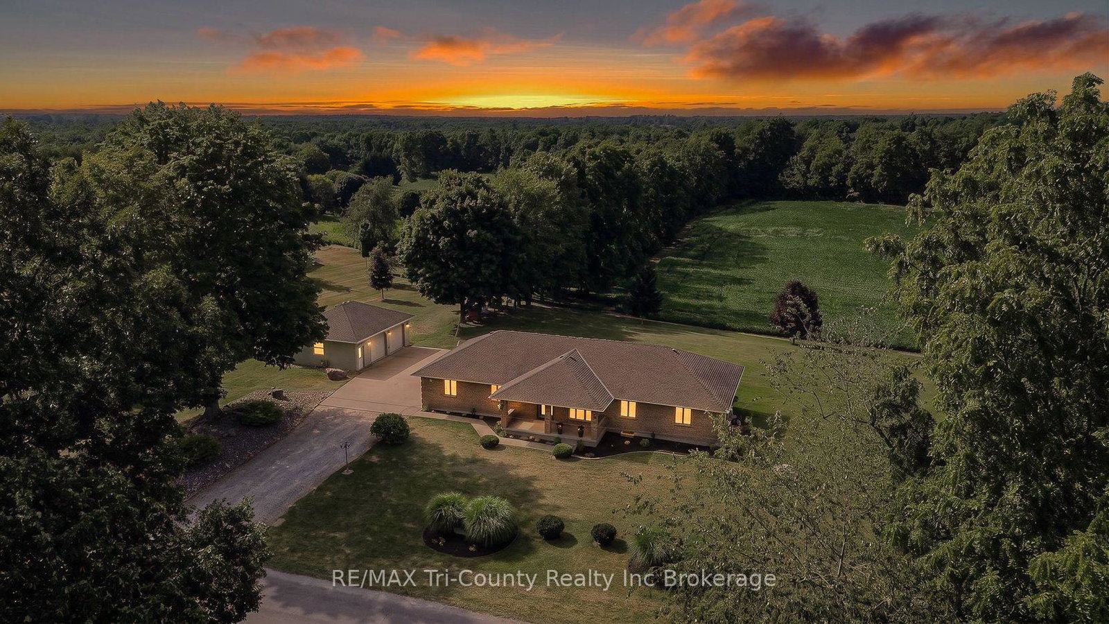 1721-concession-10-road-norfolk-ontario-x13625318