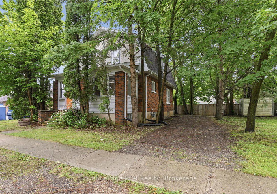 144-davidson-avenue-s-north-perth-ontario-x13625512