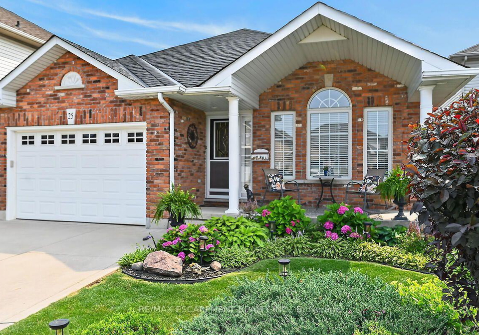 25-eric-burke-court-hamilton-ontario-x13625524