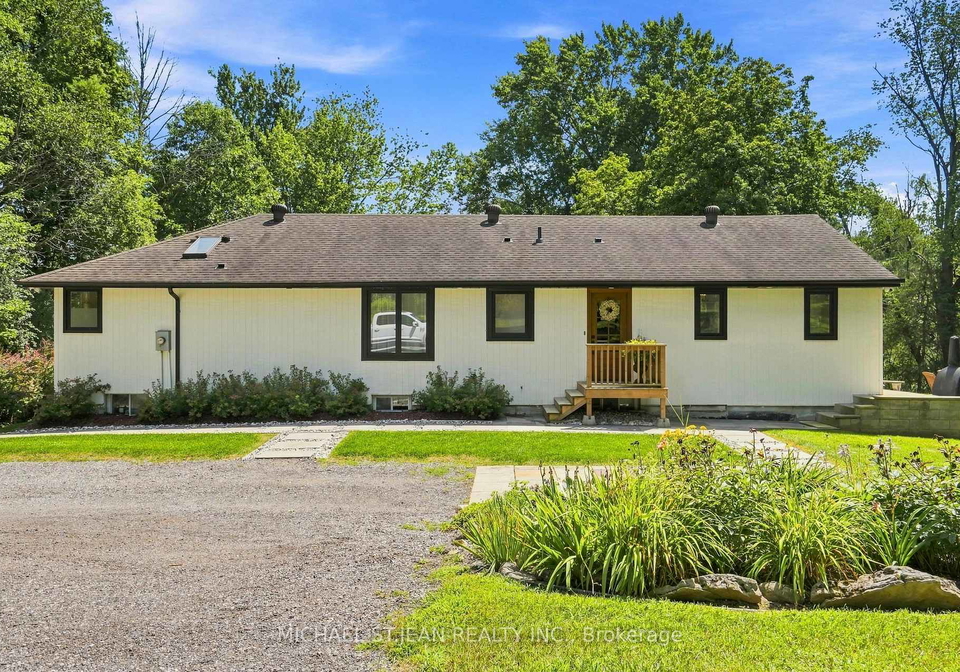 1095-governors-road-hamilton-ontario-x13625538
