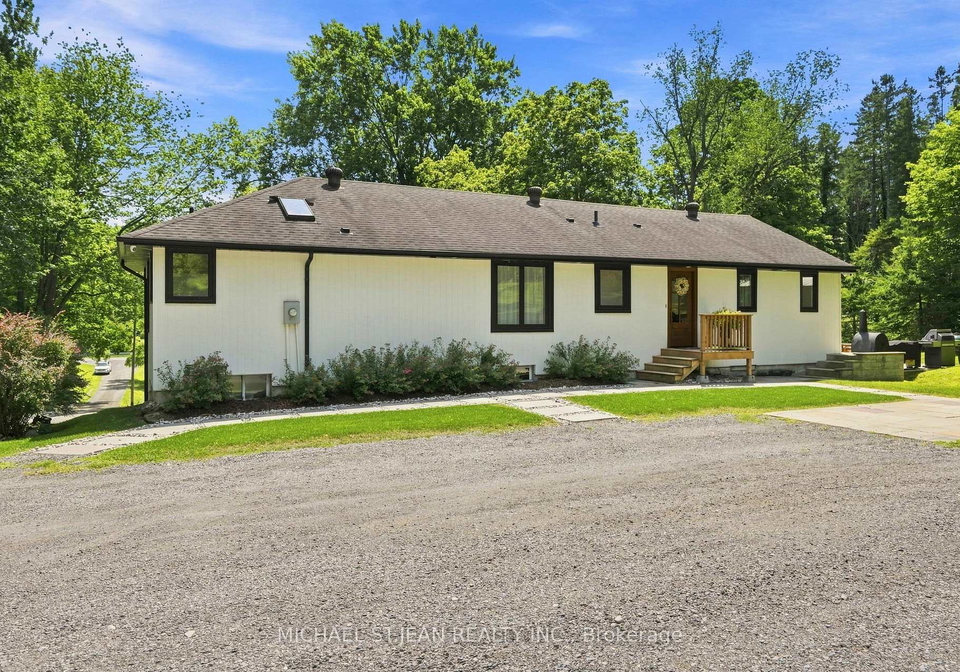 1095-governors-road-hamilton-ontario-x13625538