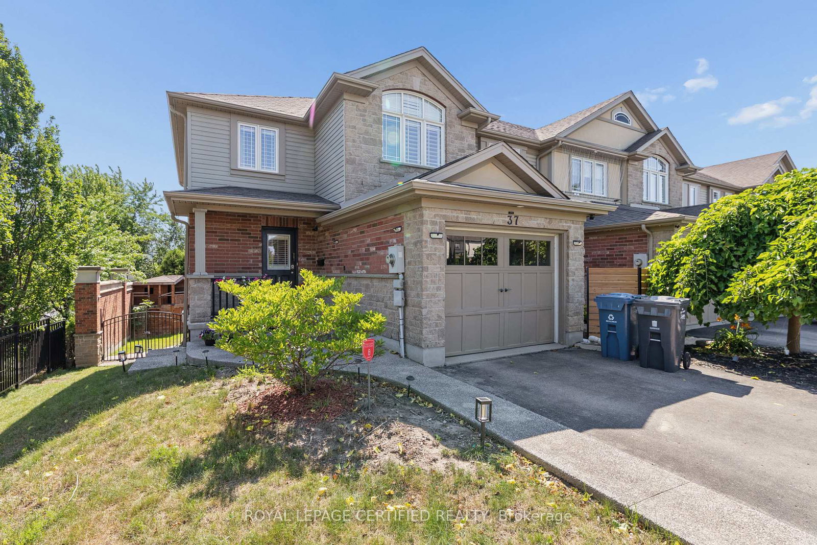 37-wilkie-crescent-guelph-ontario-x13625556