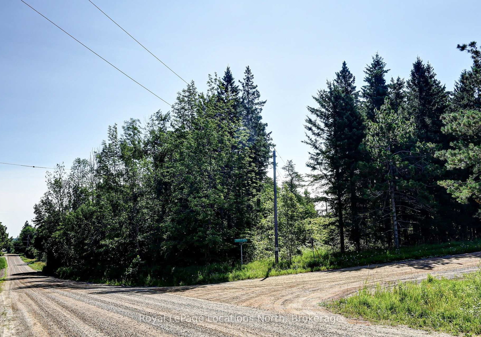 826298-mulmur-nottawasaga-townline-line-w-mulmur-ontario-x13625572