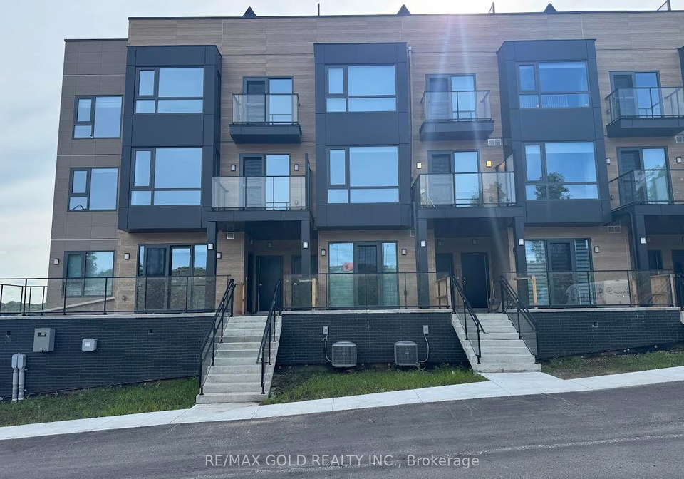 12-suncrest-lane-huntsville-ontario-x13625624
