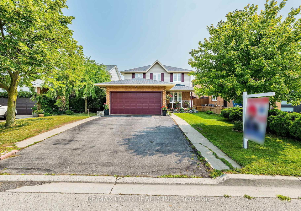 6-moffatt-lane-guelph-ontario-x13625774