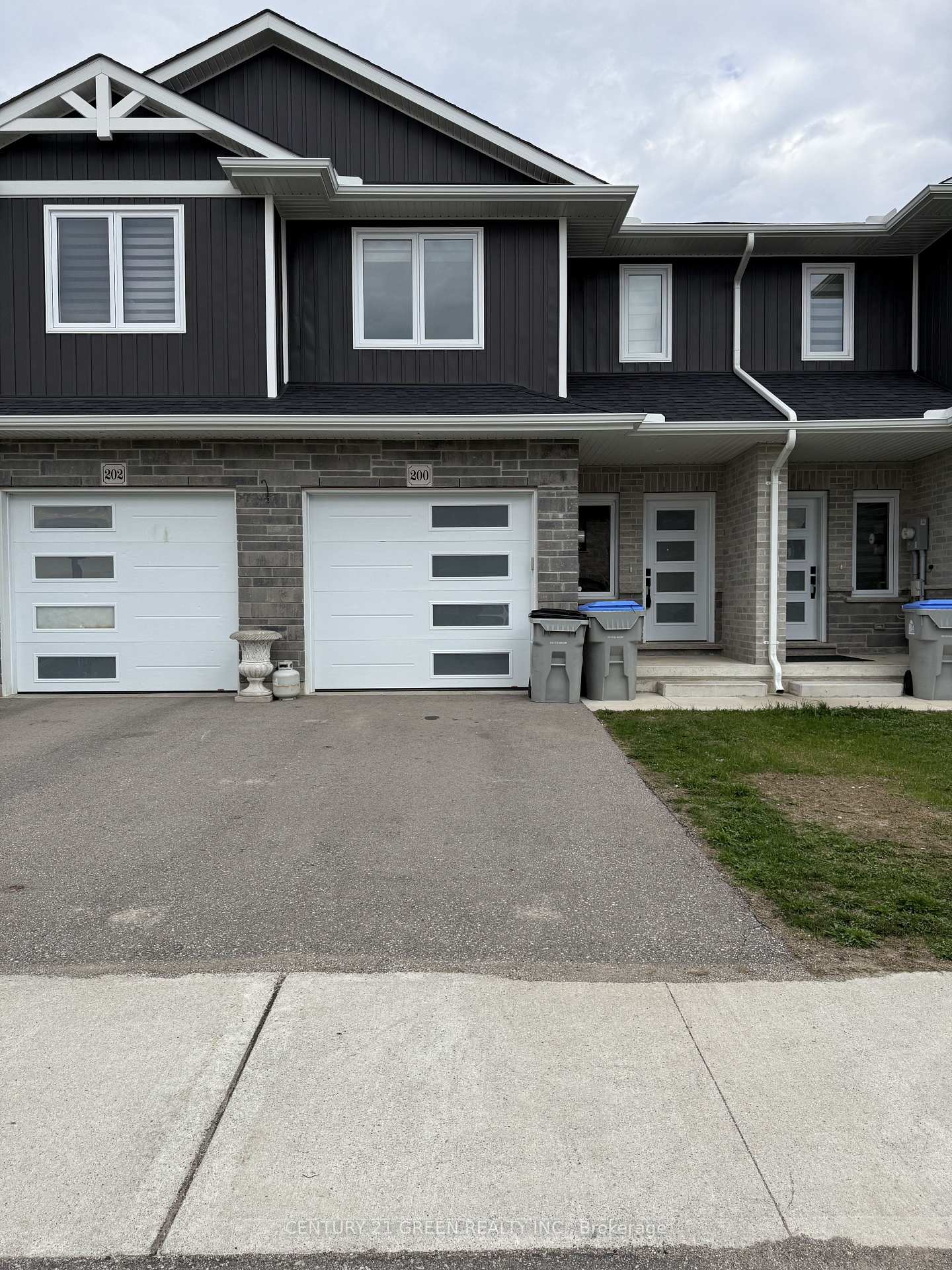 200-hooper-street-st-marys-ontario-x13625790