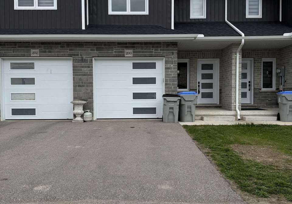 200-hooper-street-st-marys-ontario-x13625790