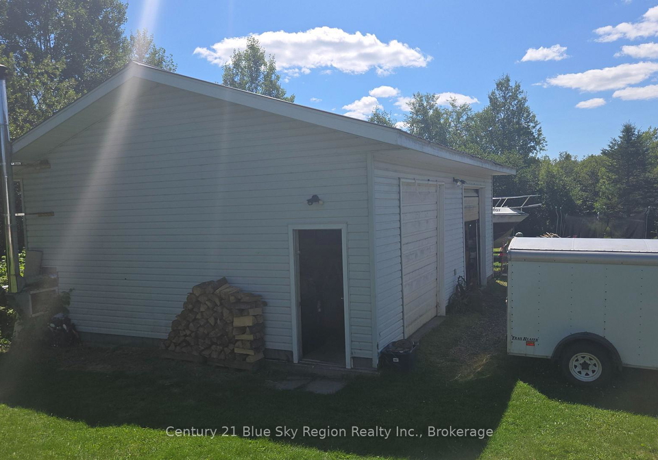 2805-chiswick-line-chisholm-ontario-x13625804