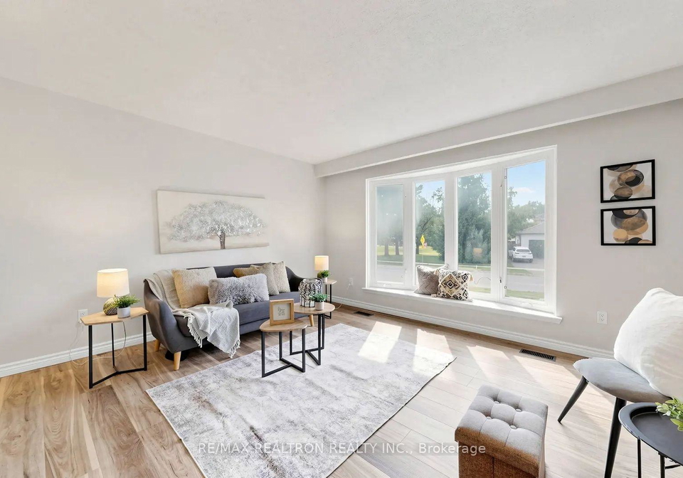 938-whitefield-drive-peterborough-ontario-x13625808