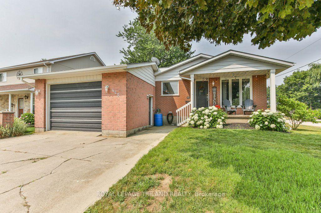 425-queen-street-lucan-biddulph-ontario-x13625848