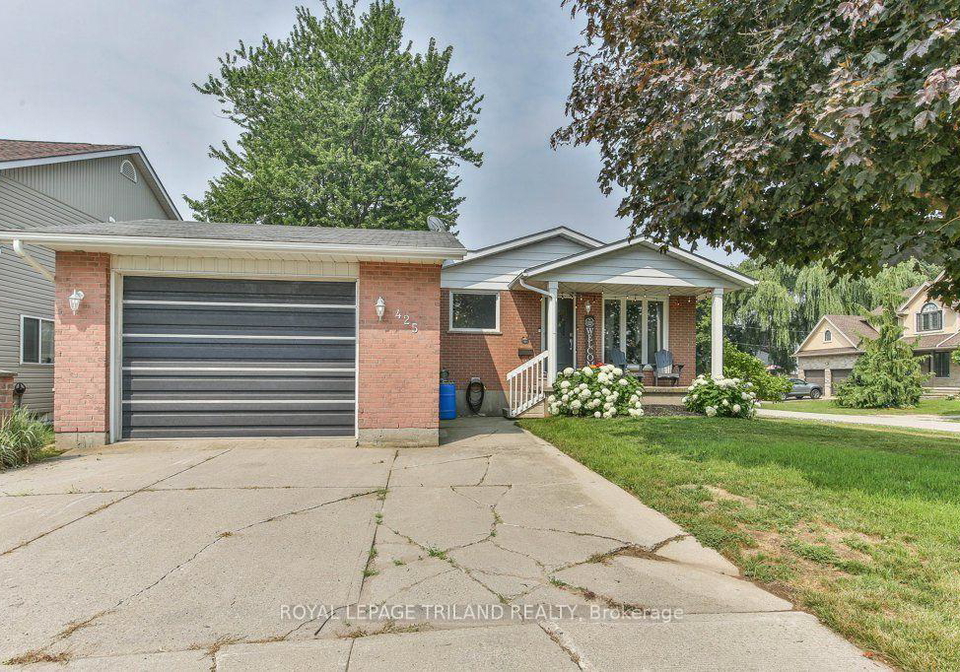 425-queen-street-lucan-biddulph-ontario-x13625848