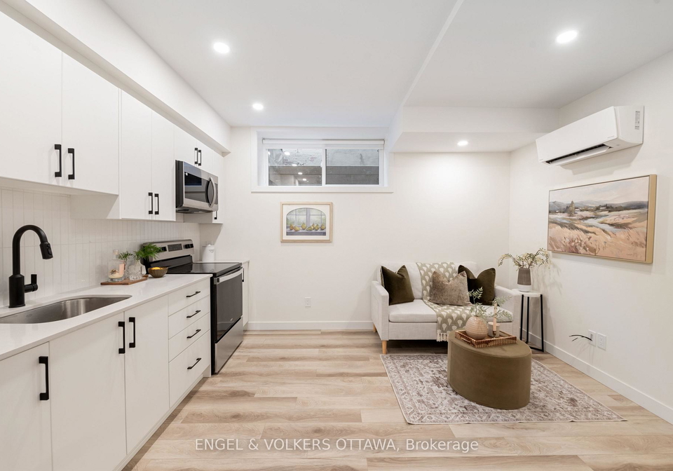 88b-hamilton-avenue-n-ottawa-ontario-x13625854