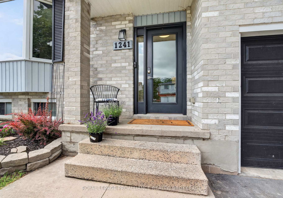 1241-juniper-drive-kingston-ontario-x13625904