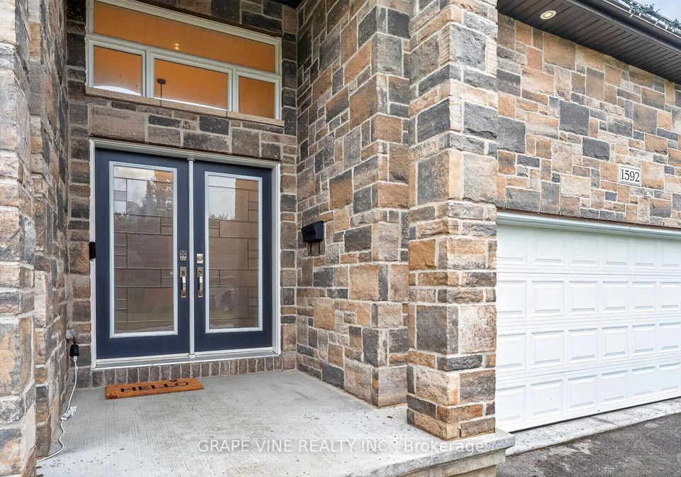 1592-rosebella-avenue-ottawa-ontario-x13625976