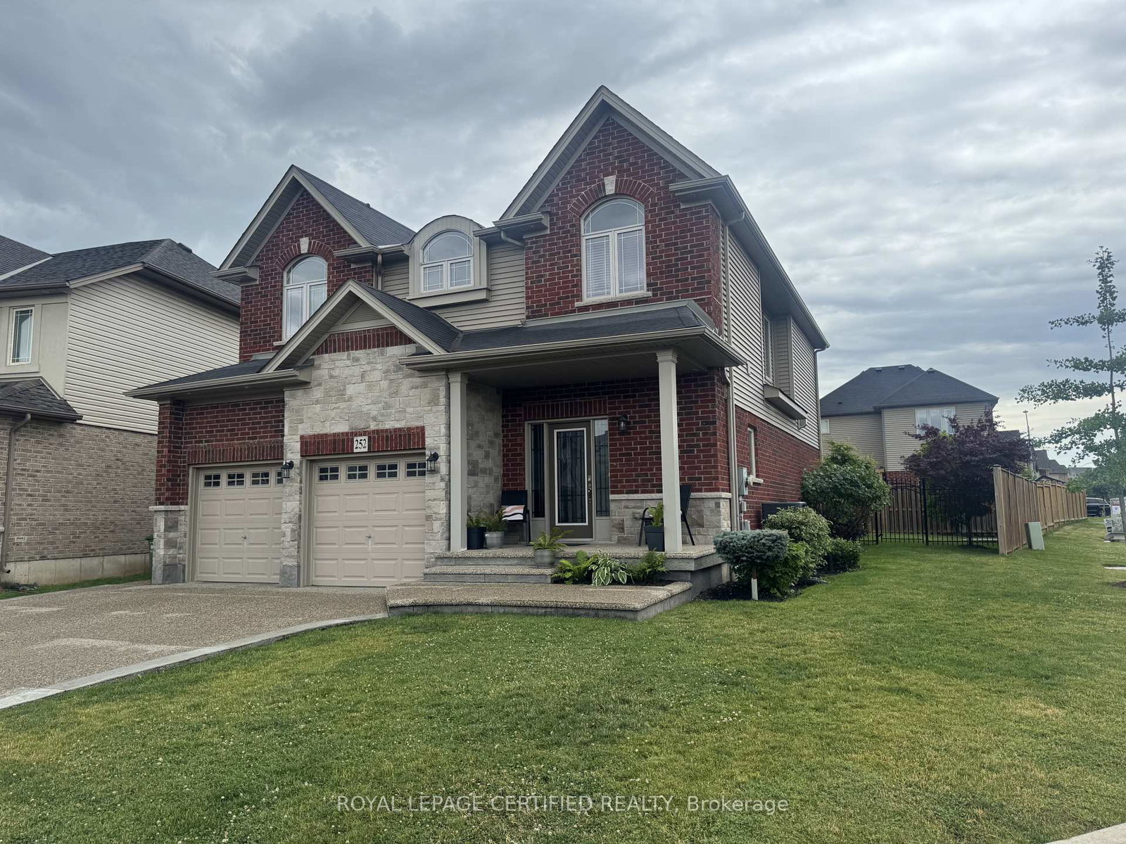 252-westbank-trail-hamilton-ontario-x13626062