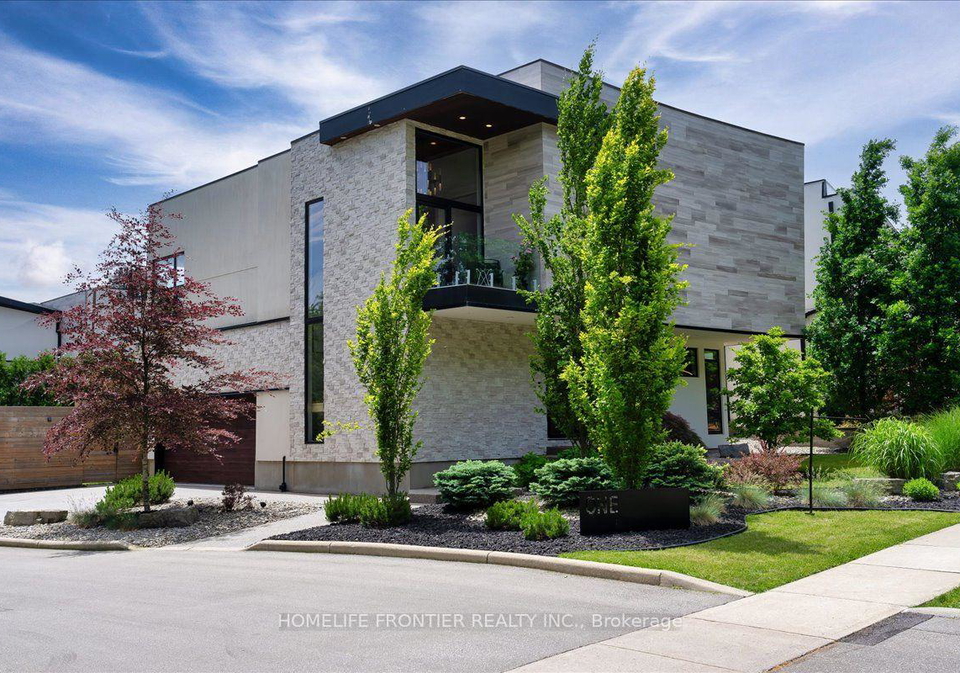 1452-byron-baseline-road-london-south-ontario-x13626238