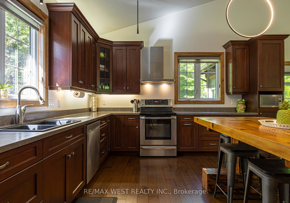 215-flatrock-road-tweed-ontario-x13626296