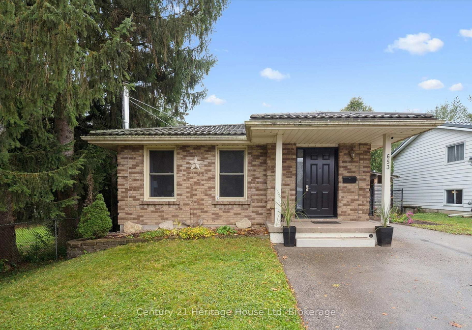 653-perry-street-centre-wellington-ontario-x13626448