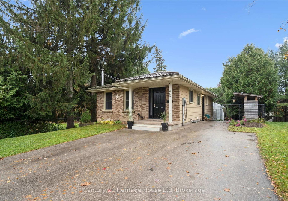 653-perry-street-centre-wellington-ontario-x13626448